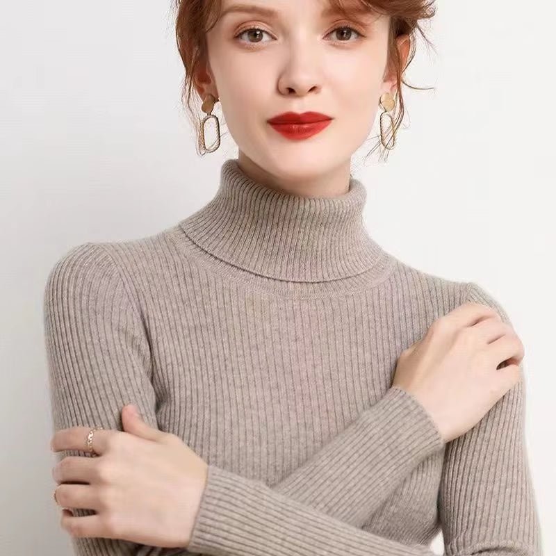 Classic Ribbed Turtleneck Sweater - Gentevra