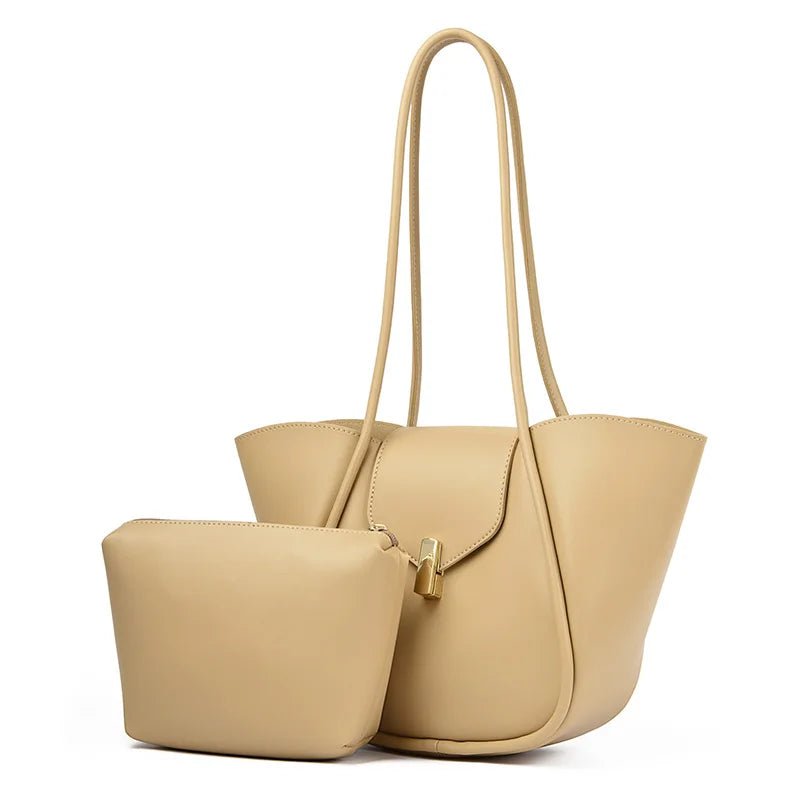 
                  
                    Elegant Leather Tote Bag - Gentevra
                  
                