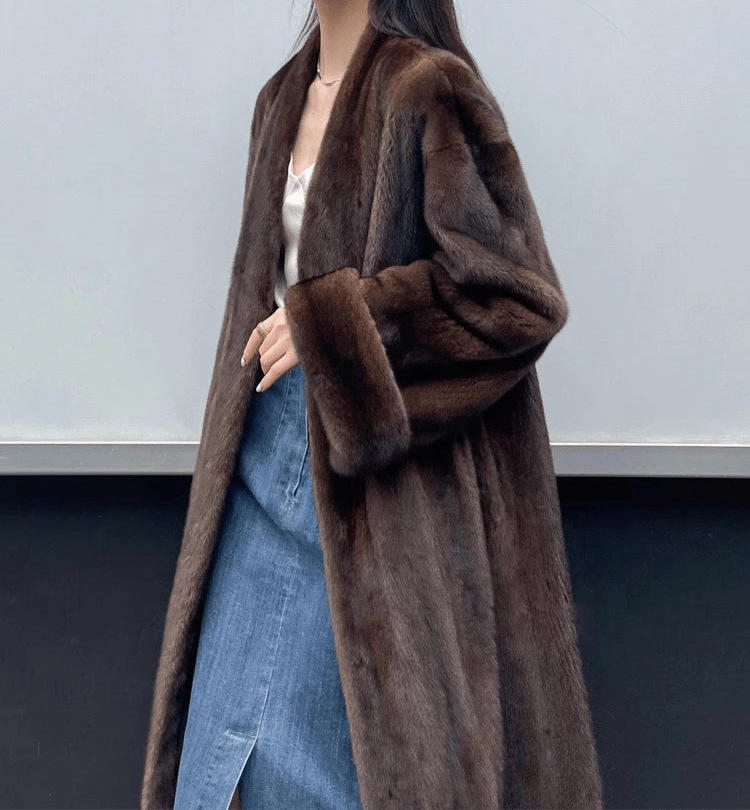 
                  
                    Premium Fur Coat - Gentevra
                  
                